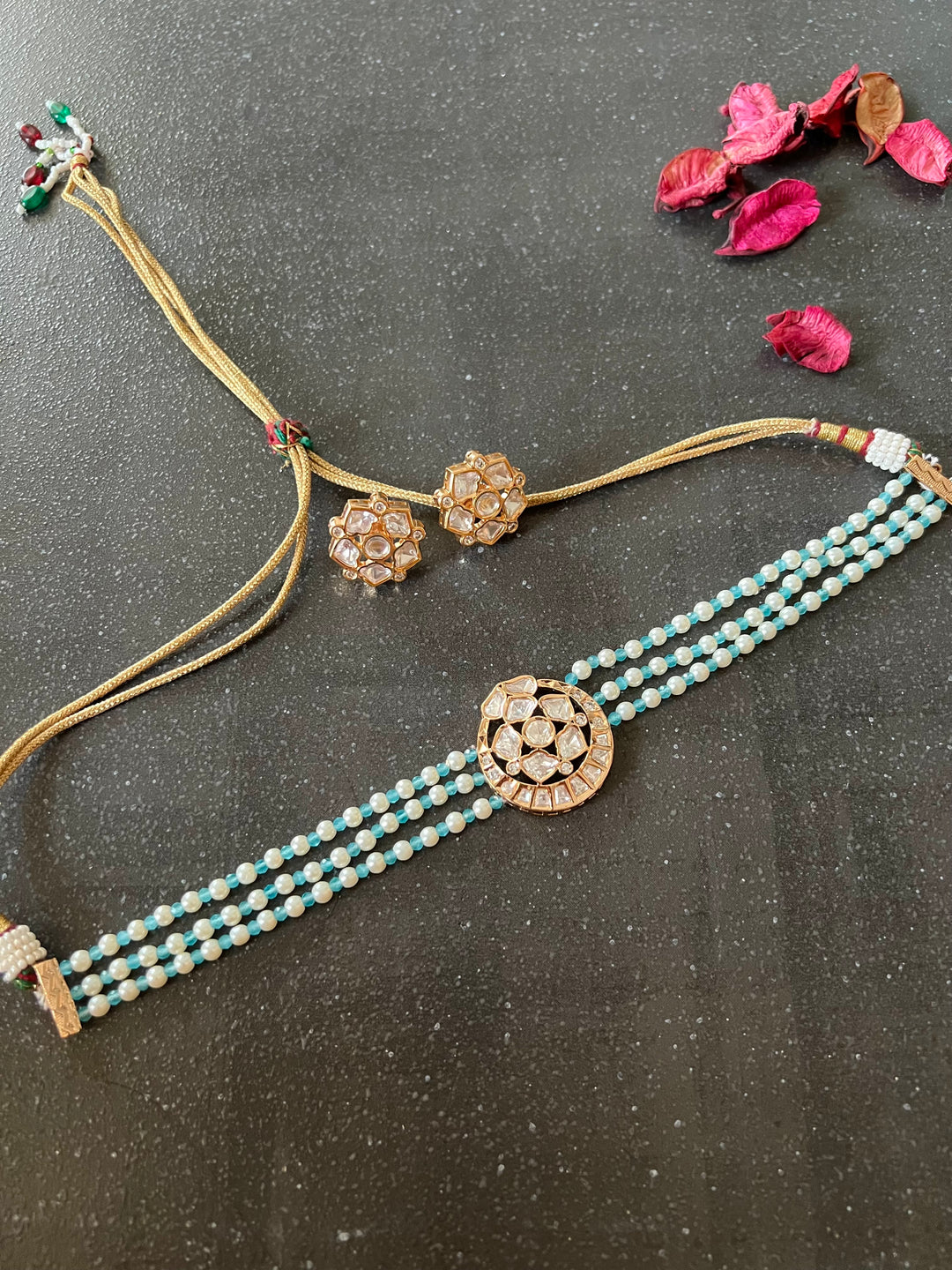 Kundan Choker with Studs