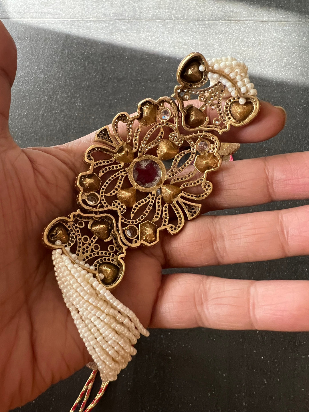 Victorian Kundan Choker with Studs