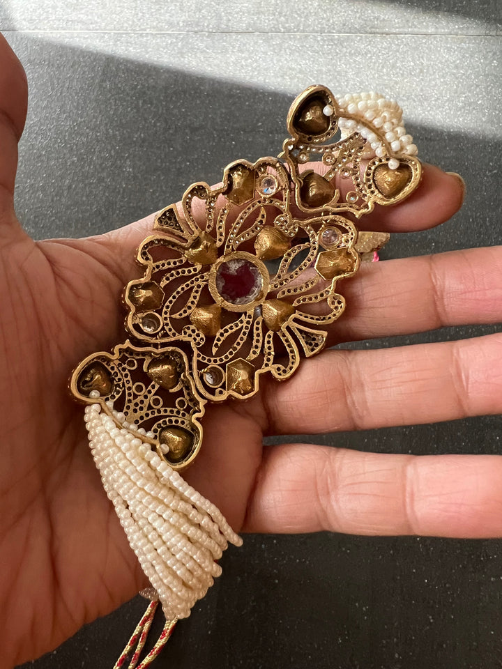 Victorian Kundan Choker with Studs