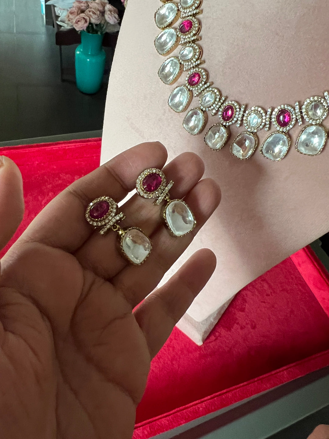 Elegant Choker Necklace Set - Unmatched Quality and Style