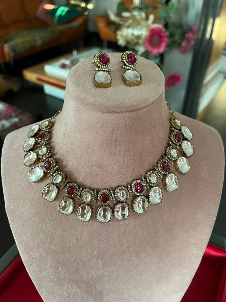 Elegant Choker Necklace Set - Unmatched Quality and Style