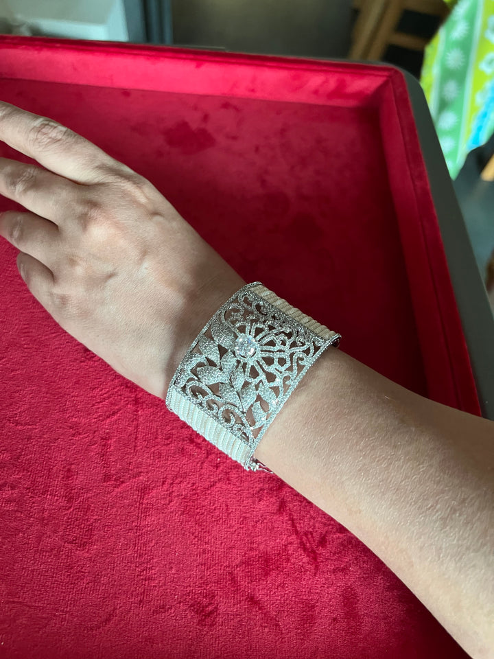 SHIVKA Pearl CZ Bracelet