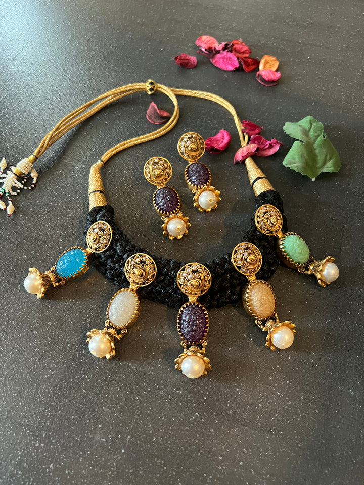Shivka Fusion Necklace with Earrings