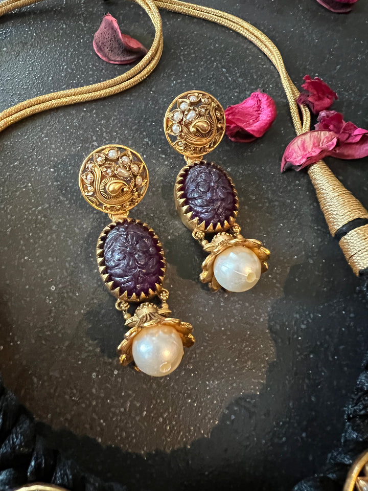 Shivka Fusion Necklace with Earrings