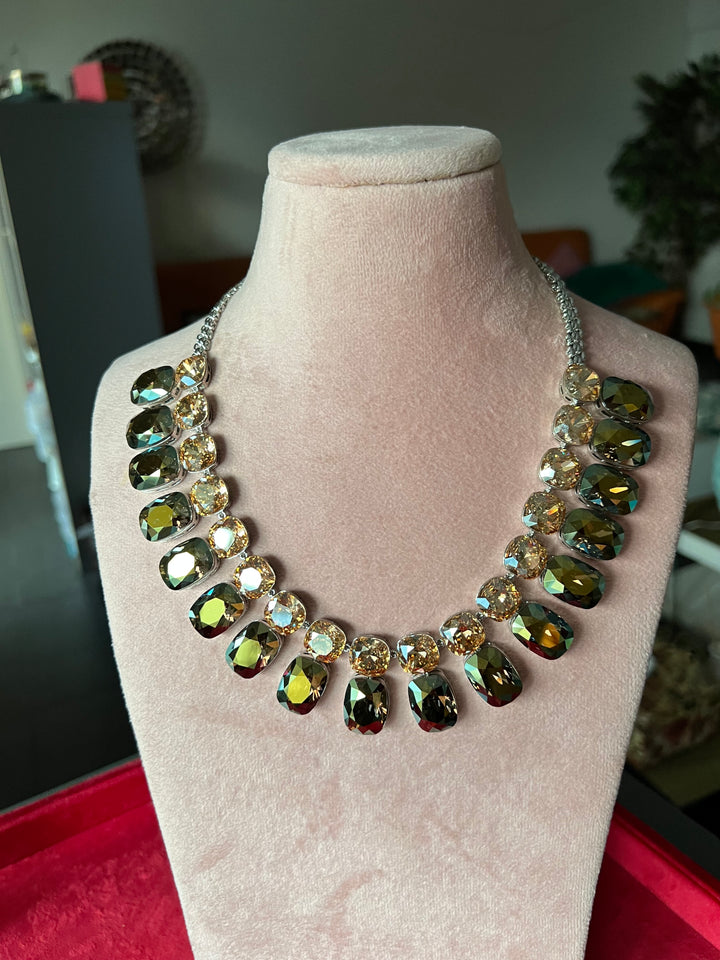 Elegant Austrian Crystal Necklace Set - Unmatched Quality and Style