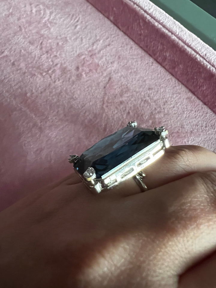 Radiant Elegance: Designer Austrian Crystal Statement Ring