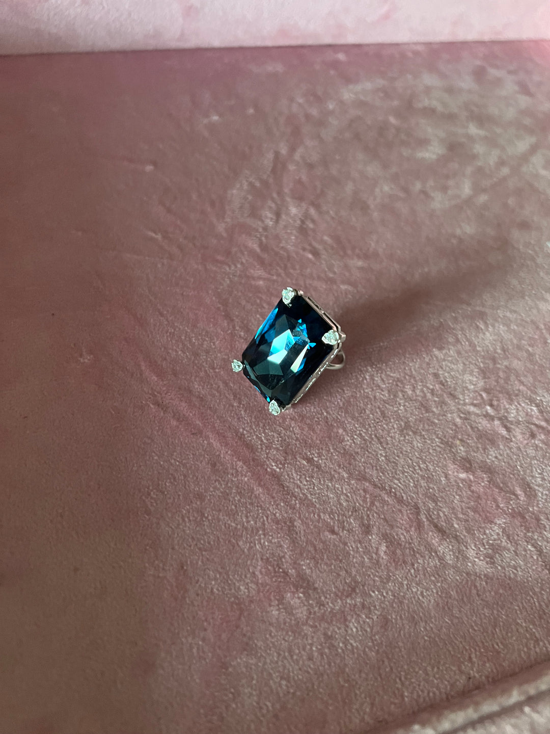 Radiant Elegance: Designer Austrian Crystal Statement Ring