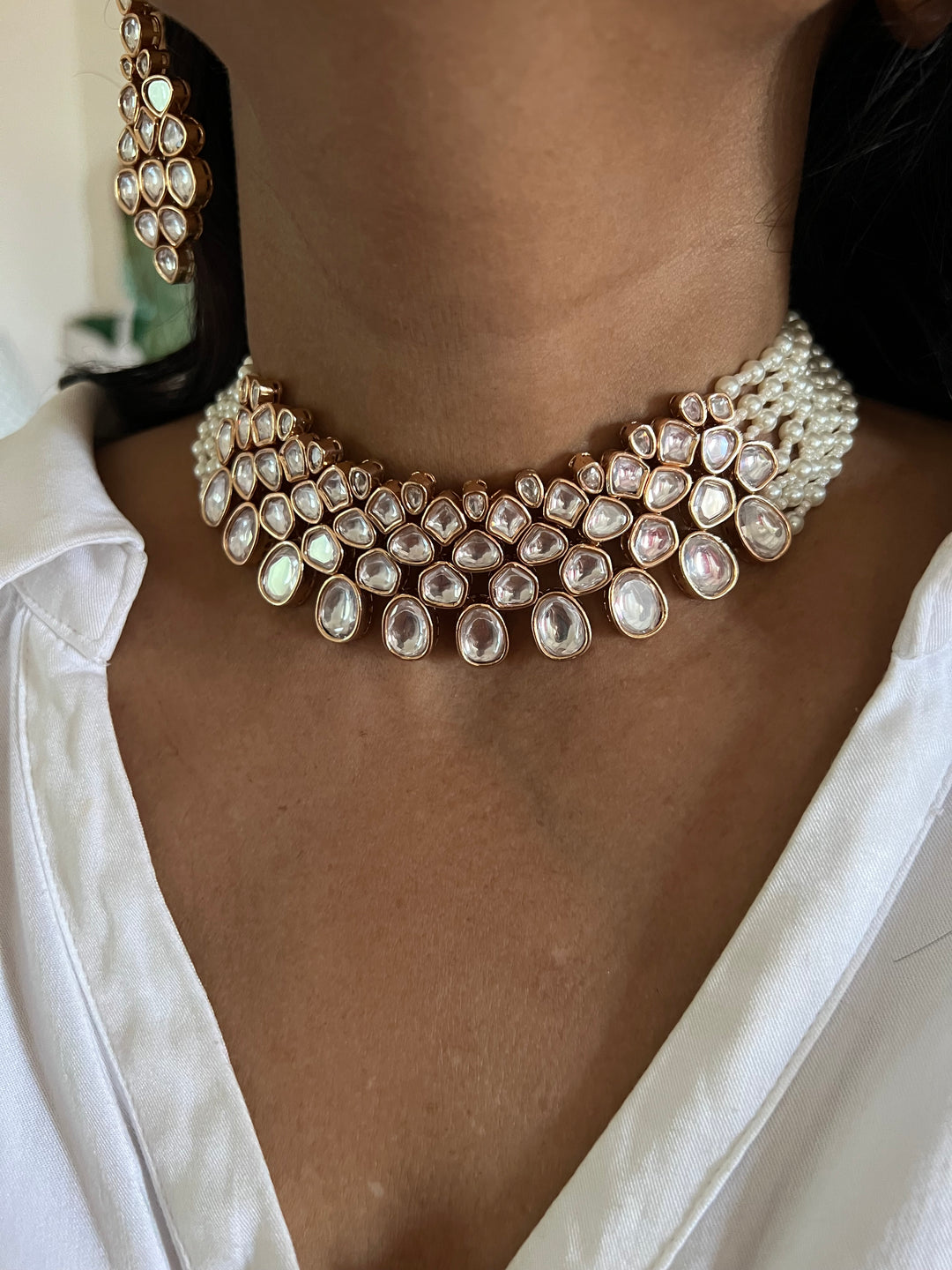 Kundan and Pearls Choker Necklace with Earrings