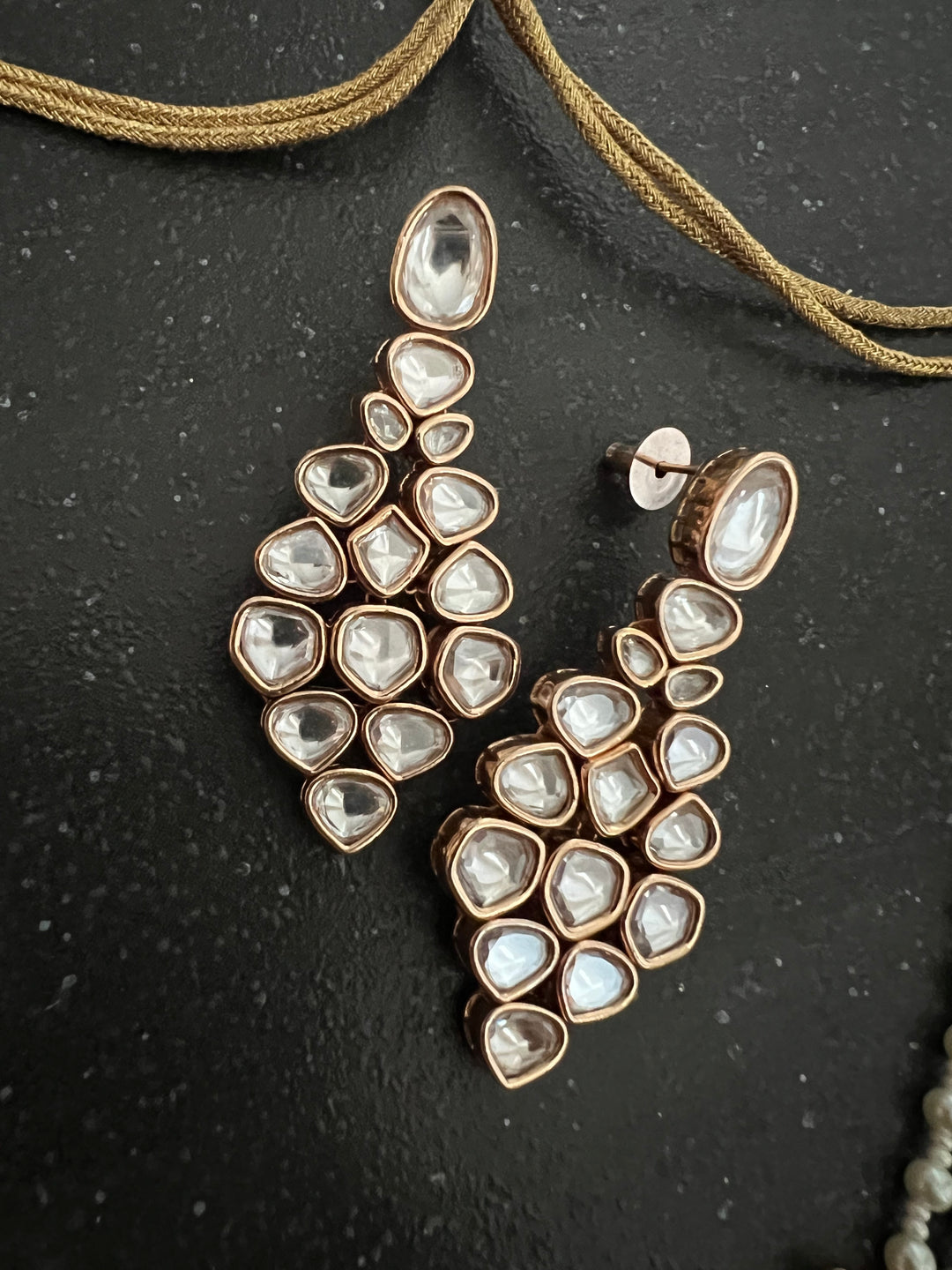 Kundan and Pearls Choker Necklace with Earrings