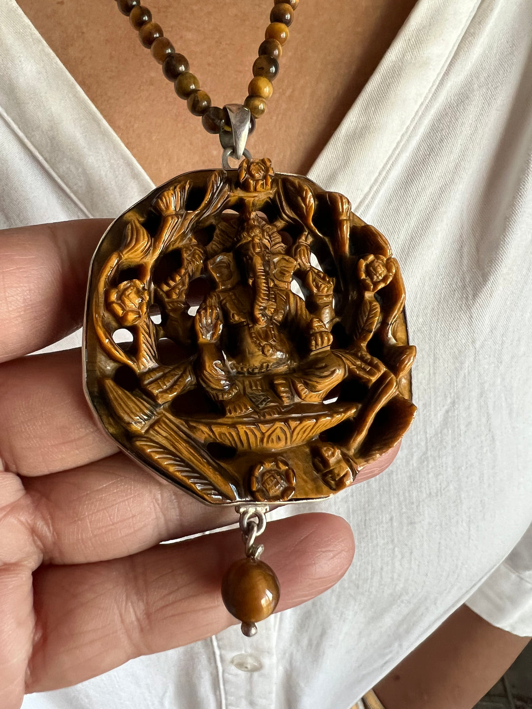 Beautiful 925 Silver Tiger Eye Ganesha Pendant Necklace