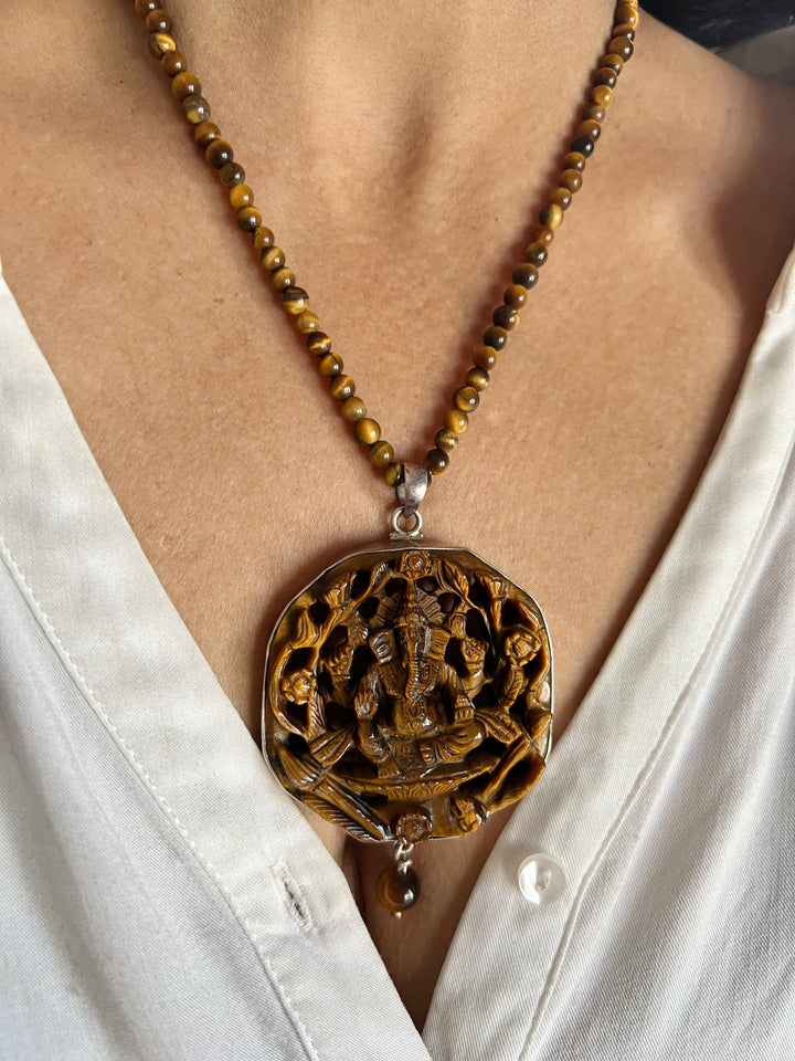 Beautiful 925 Silver Tiger Eye Ganesha Pendant Necklace
