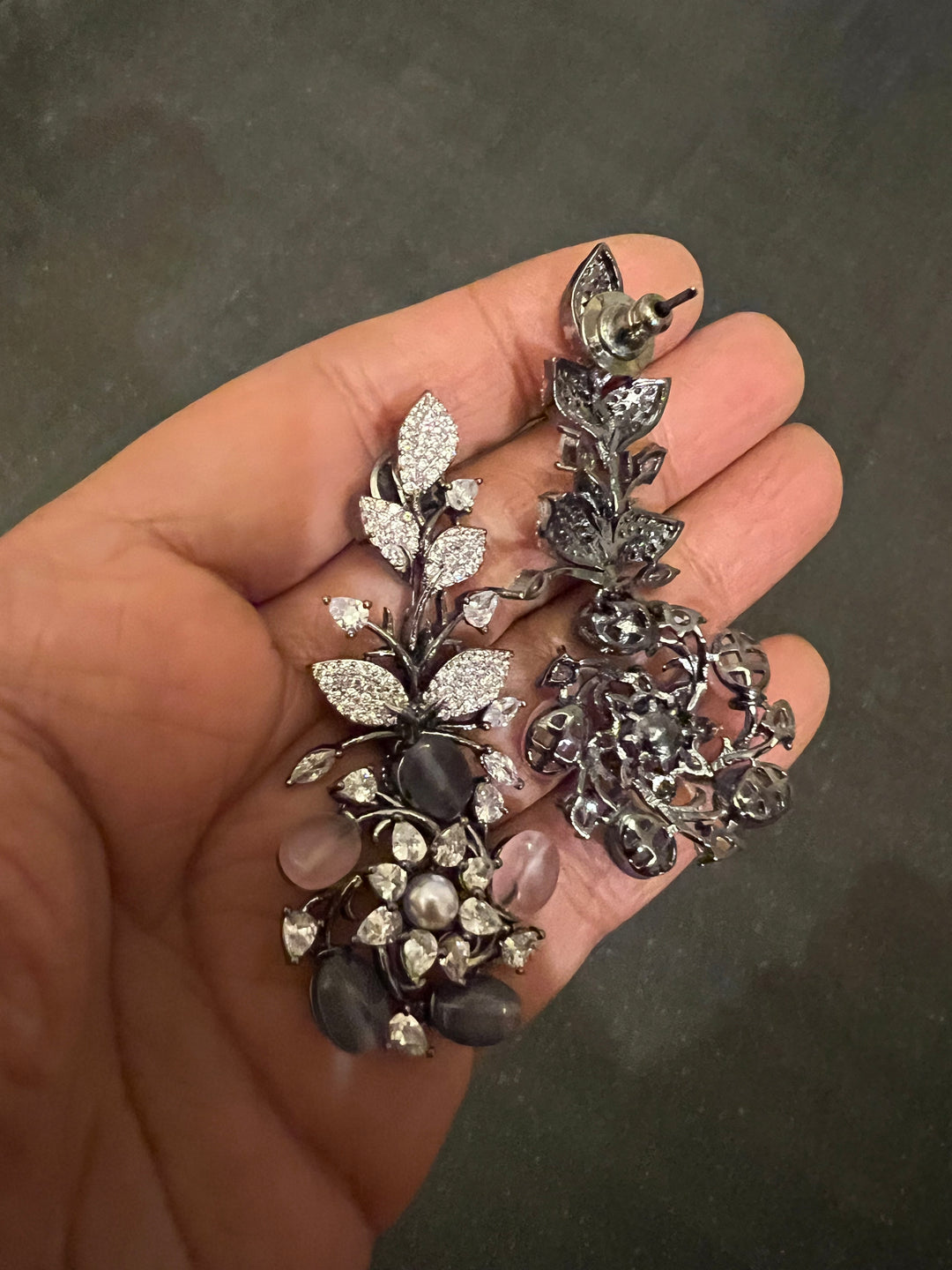 Designer Victorian Choker Necklace with Earrings