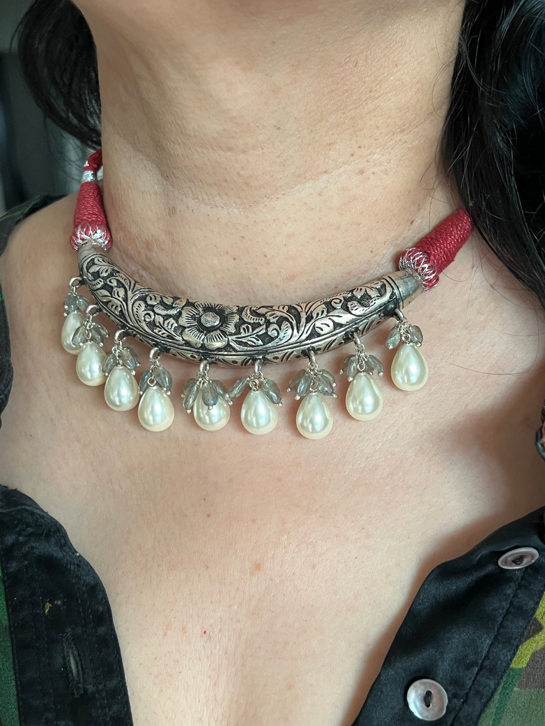 Elegance Redefined: 925 Silver Hasli Necklace Set with Chitai Work and Exquisite Gemstones