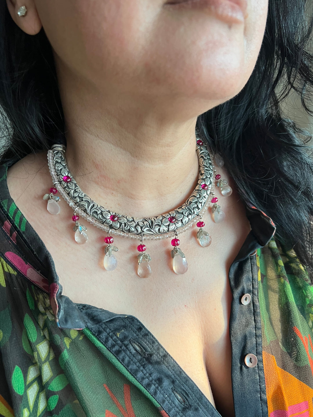 Radiant Elegance: Handmade 925 Silver Hasli Necklace with Rose Quartz and Fire Labradorite