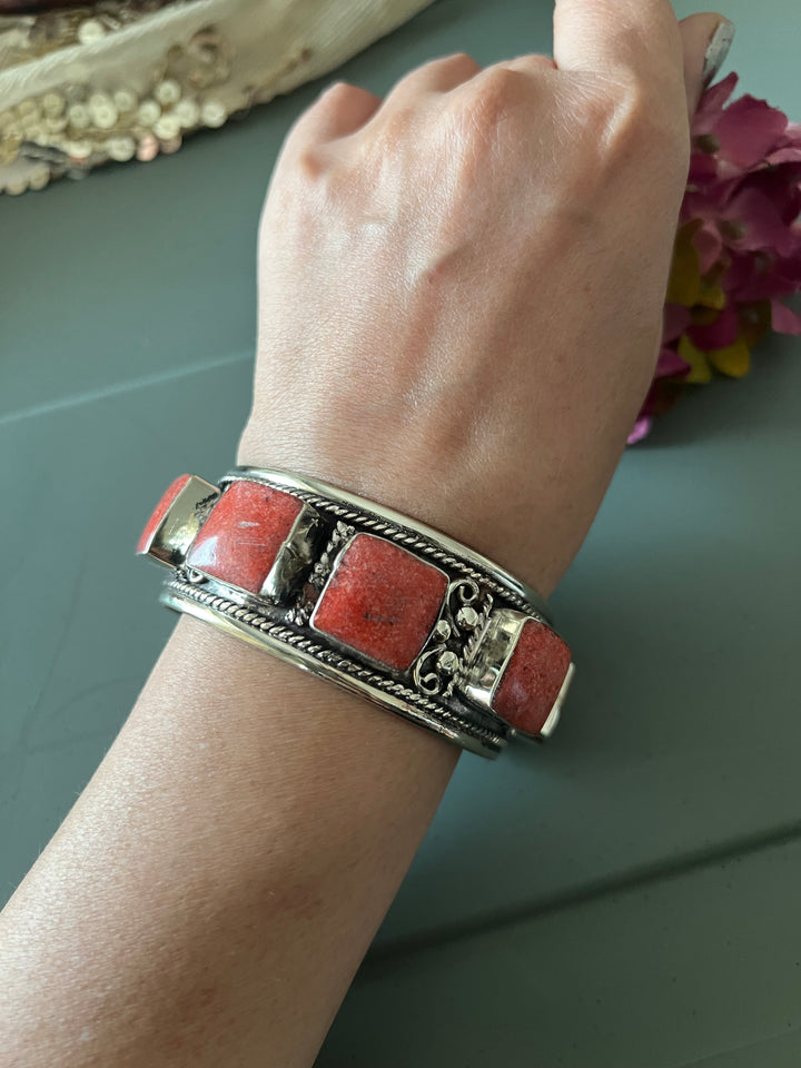 Himalayan Brass Statement Cuff Kada