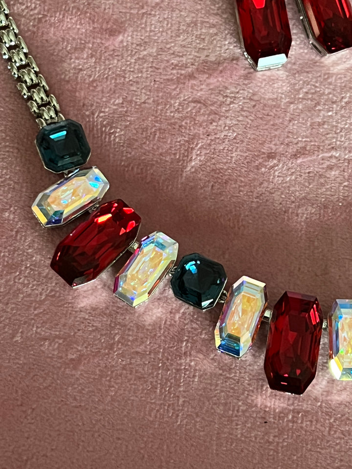 Exquisite Austrian Crystal Necklace Set: Designer Premium Quality