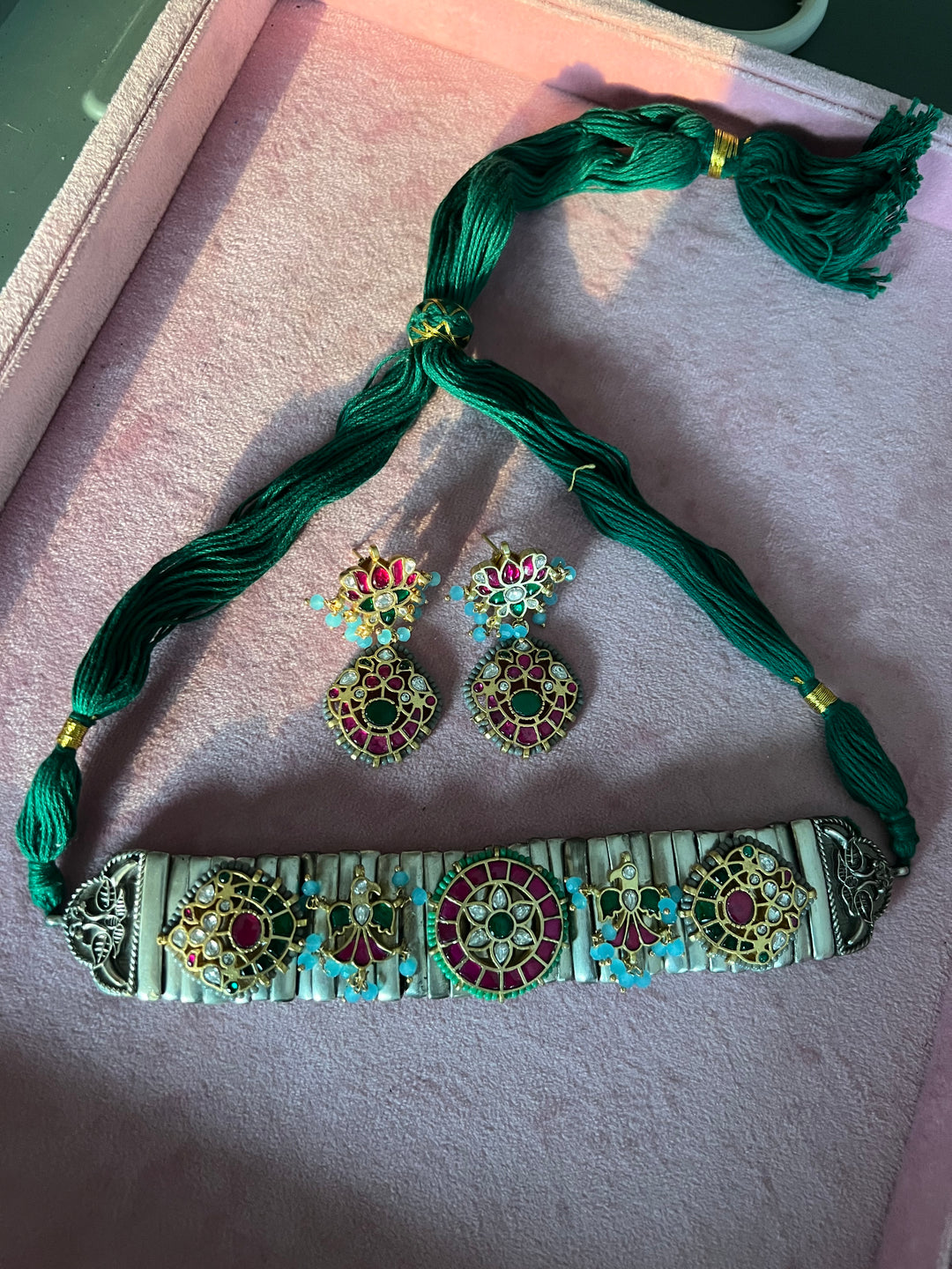 Elegant Choker Set - Unmatched Quality and Style