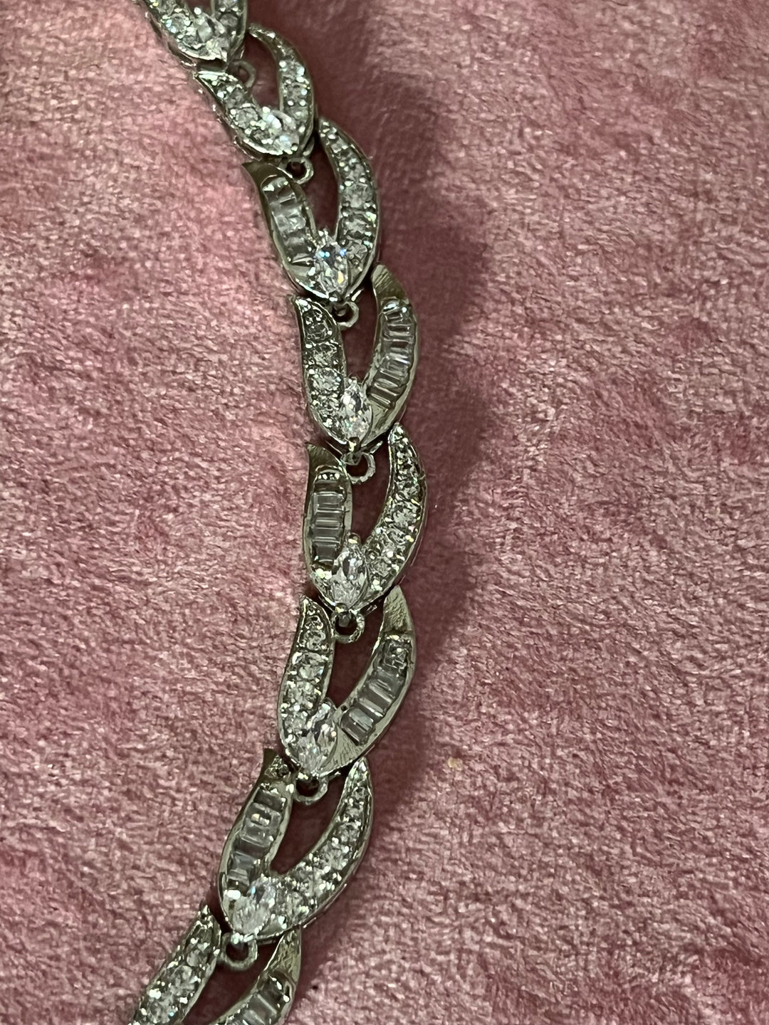 Exquisite Austrian Crystal Necklace Set: Designer Premium Quality