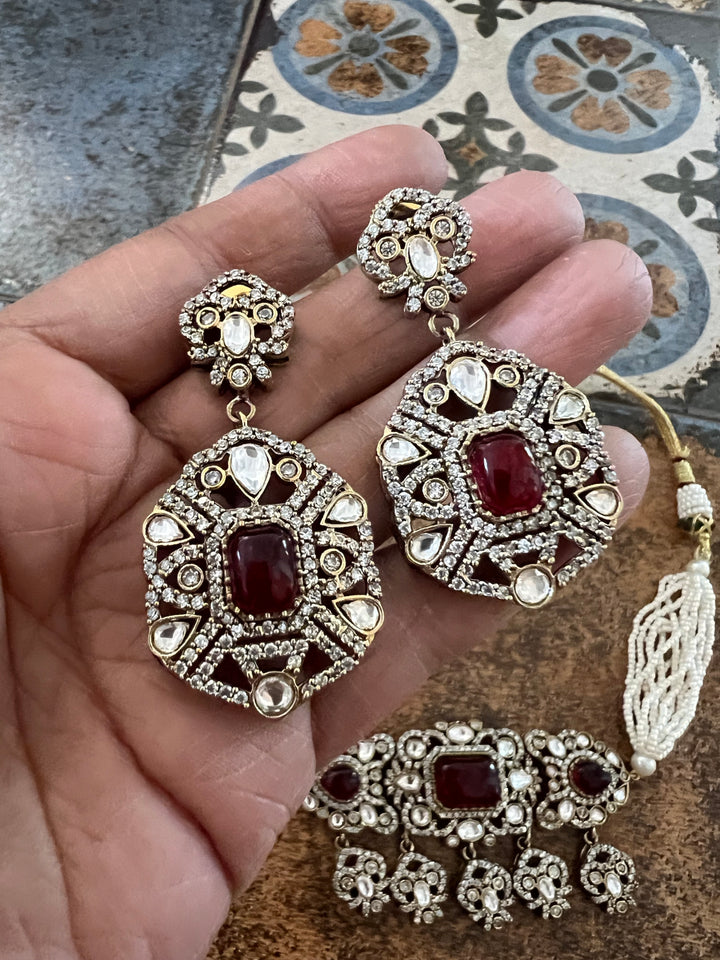 Victorian Kundan Choker with Studs