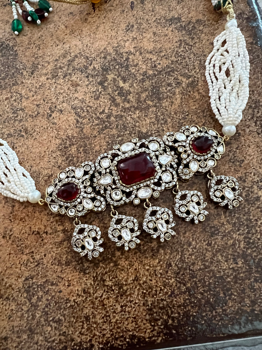 Victorian Kundan Choker with Studs