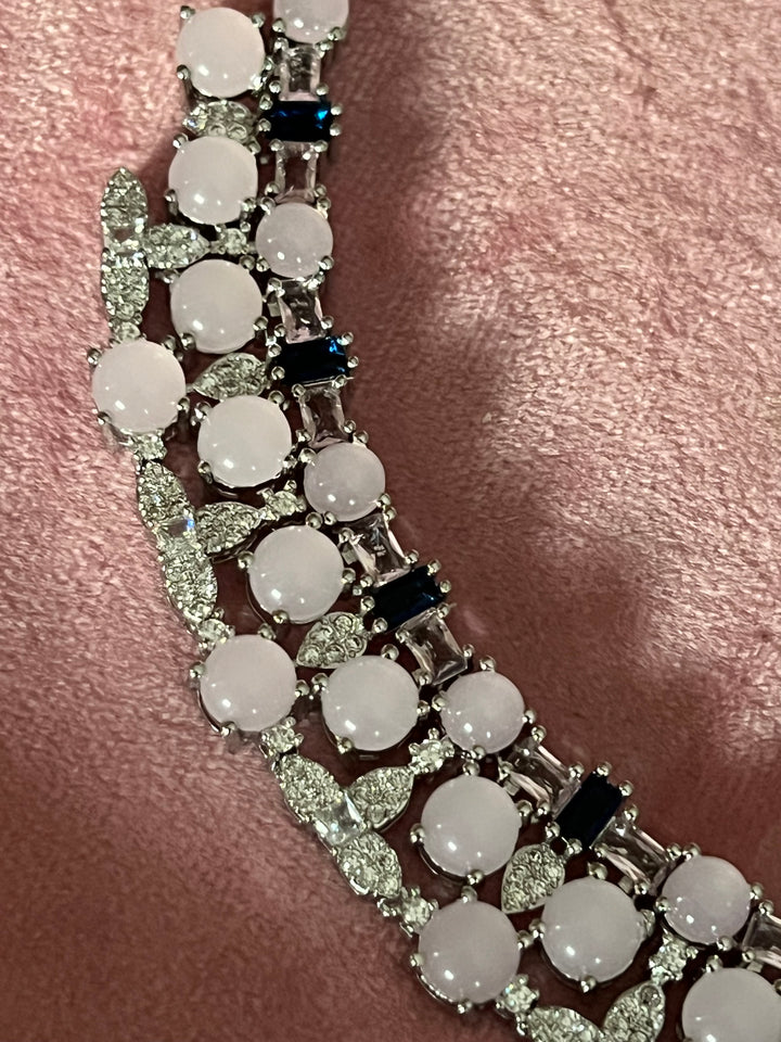 Elegant Necklace Set - Unmatched Quality and Style