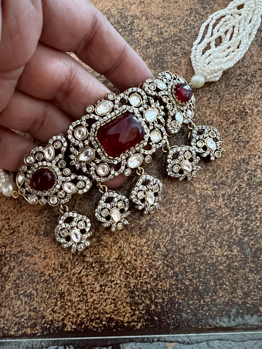 Victorian Kundan Choker with Studs