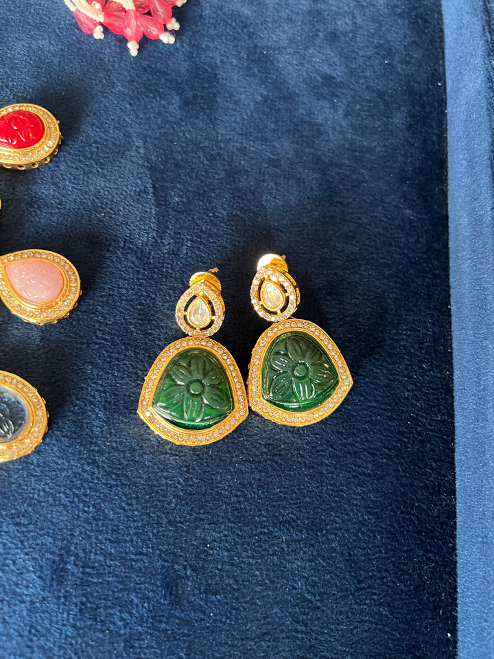 Ethereal Kundan Beauty: Handmade Premium Necklace Set