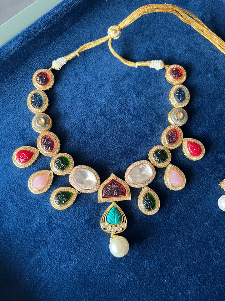 Beautiful Necklace with Statement Earrings