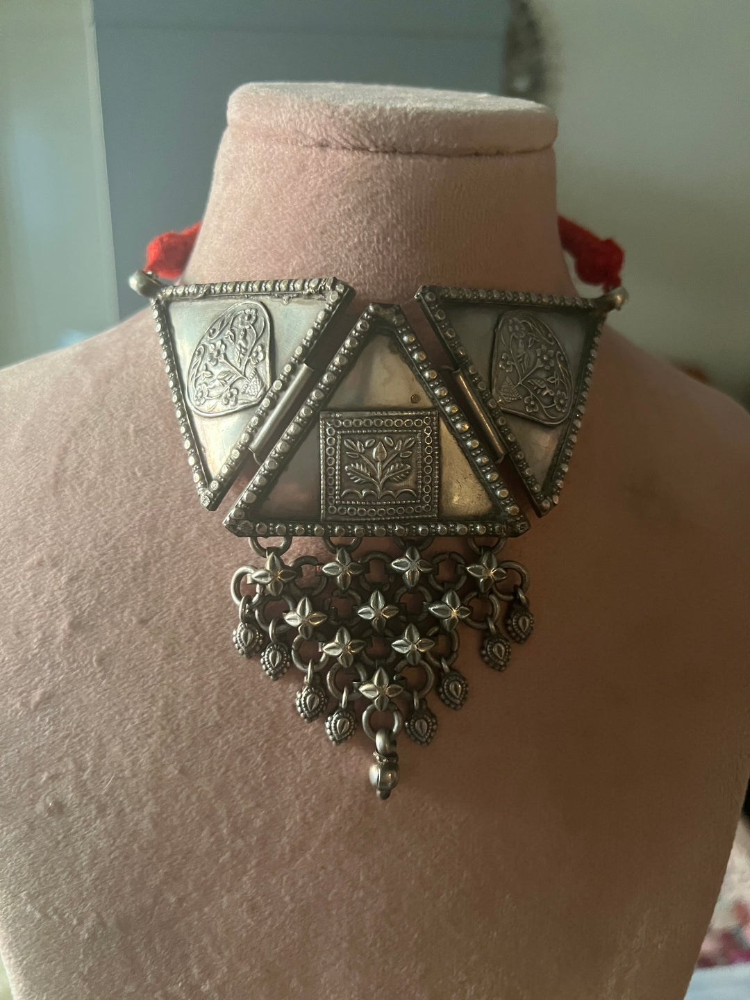 Tribal Choker Necklace - Premium Quality Craftsmanship