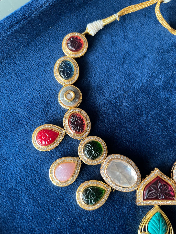 Beautiful Necklace with Statement Earrings