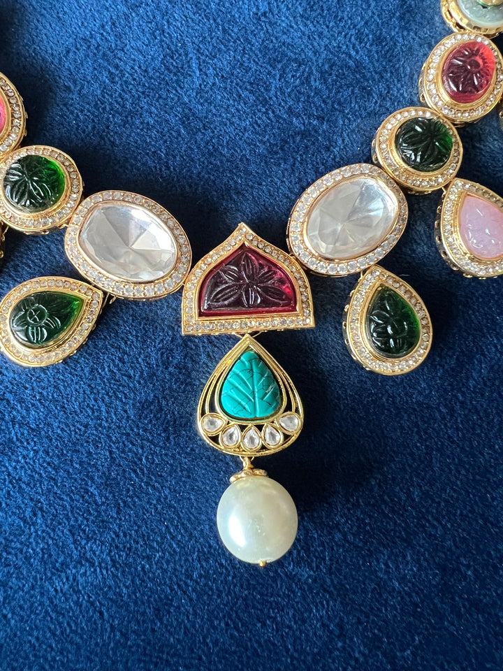 Beautiful Necklace with Statement Earrings