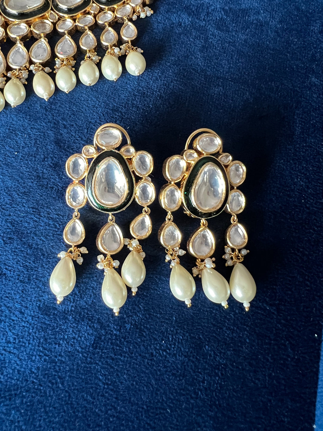 Beautiful Pearls and Kundan Choker with Earrings
