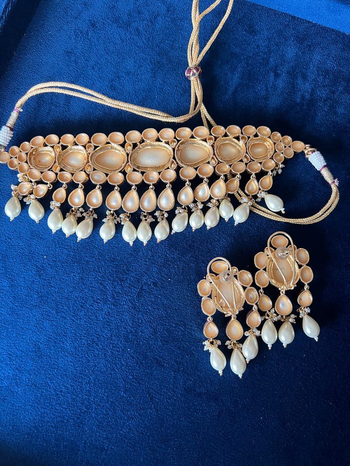 Beautiful Pearls and Kundan Choker with Earrings