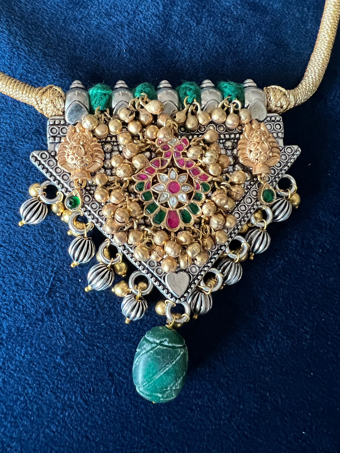 Beautiful Fusion Kundan Pendant Necklace with Earrings