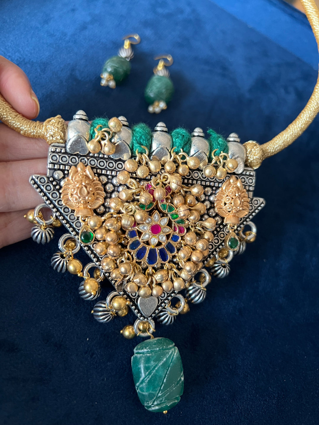 Beautiful Fusion Kundan Pendant Necklace with Earrings