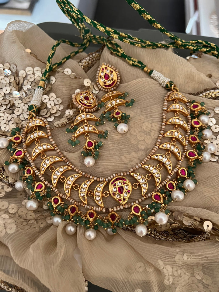 Elegant 925 Silver Jadau Kundan Necklace Set