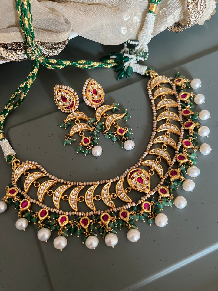 Elegant 925 Silver Jadau Kundan Necklace Set