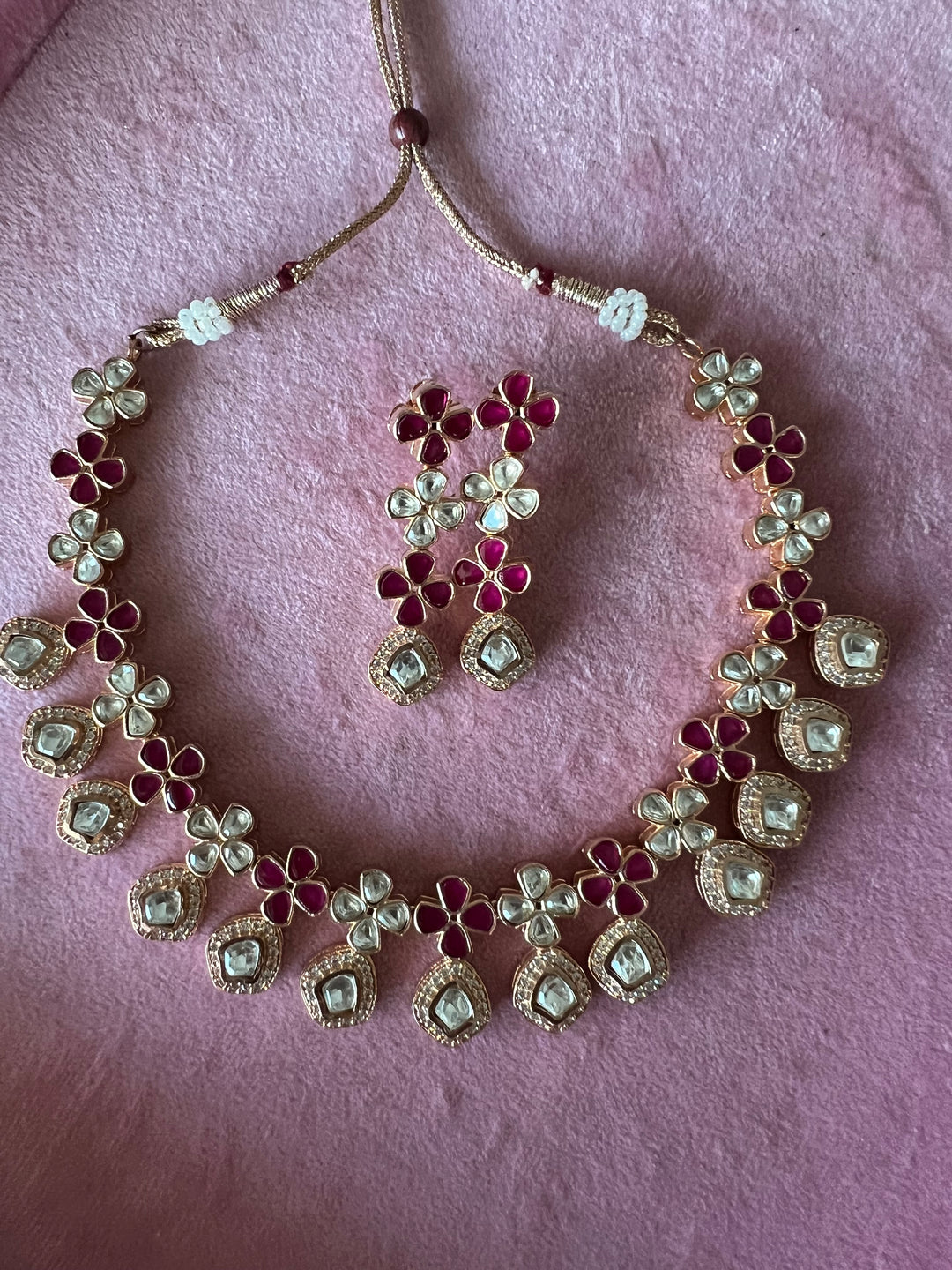 Signature Kundan Necklace with Earrings