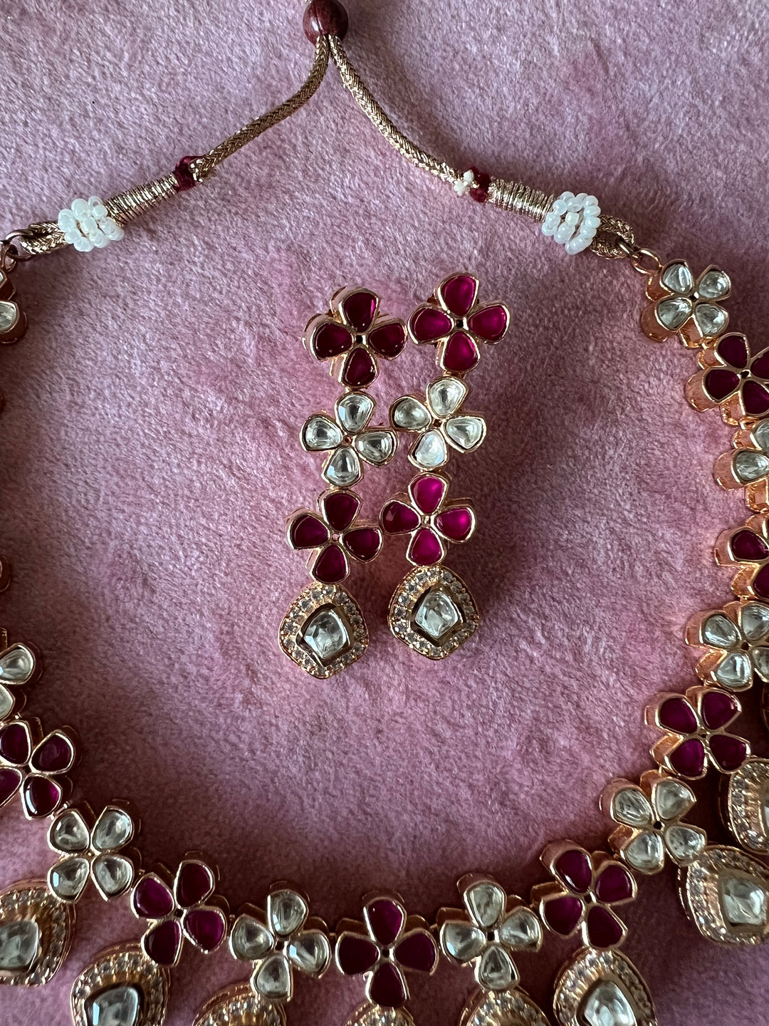 Signature Kundan Necklace with Earrings