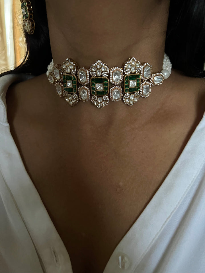 Kundan Choker with Earrings