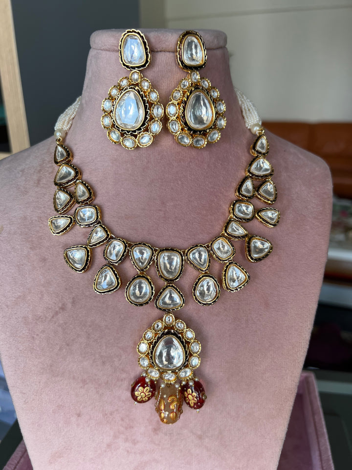 Beautiful Kundan Necklace with Statement Earrings