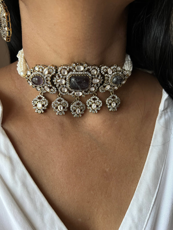 Victorian Kundan Choker with Studs