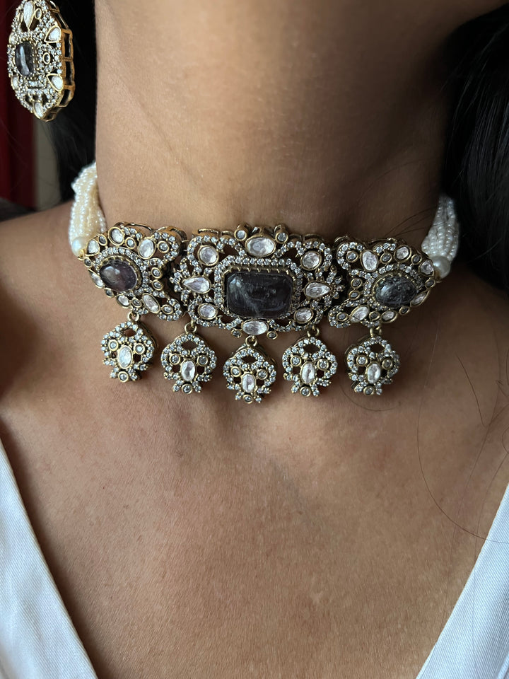 Victorian Kundan Choker with Studs