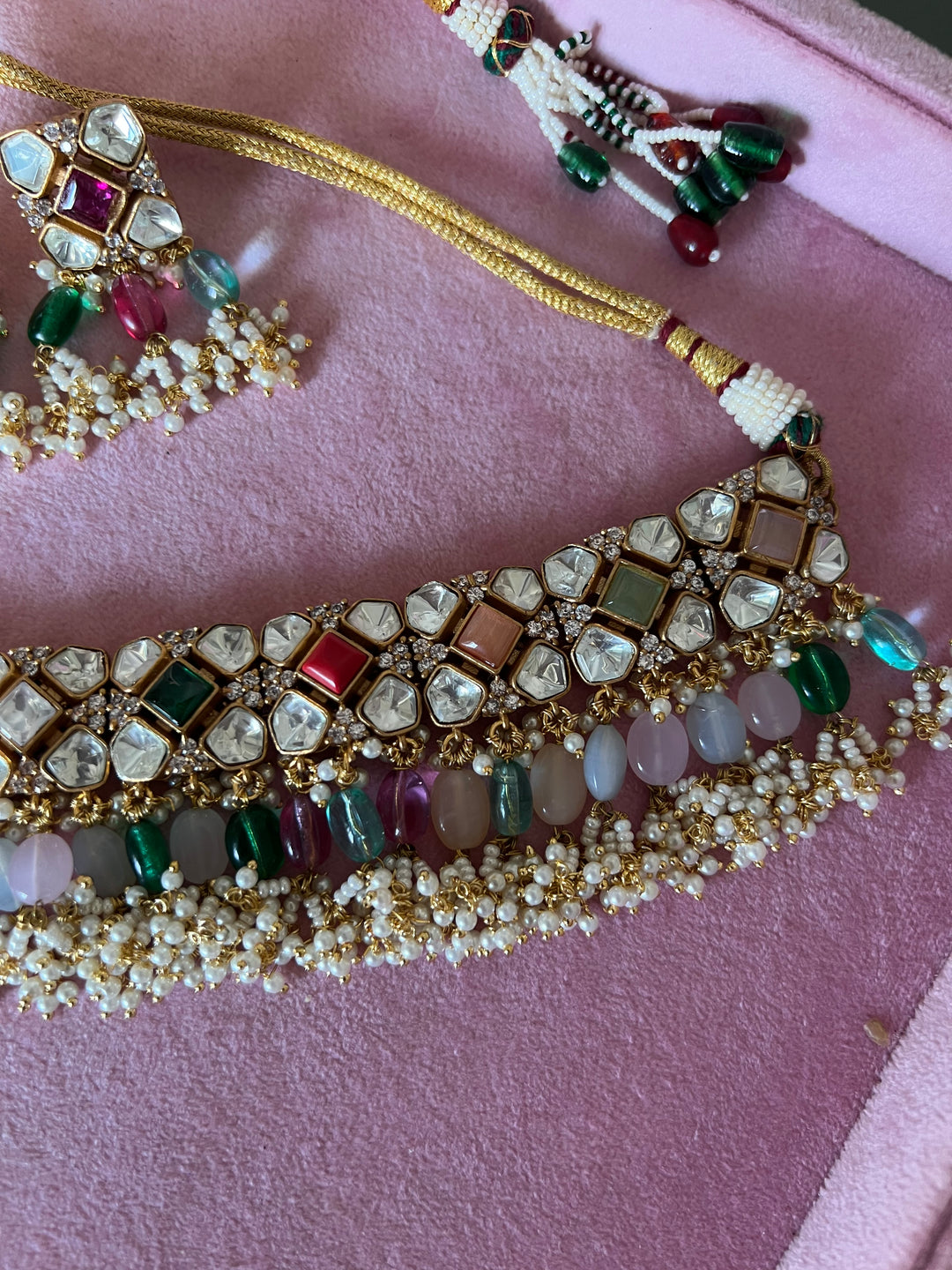 Scintillating Bridal Kundan Choker with Earrings
