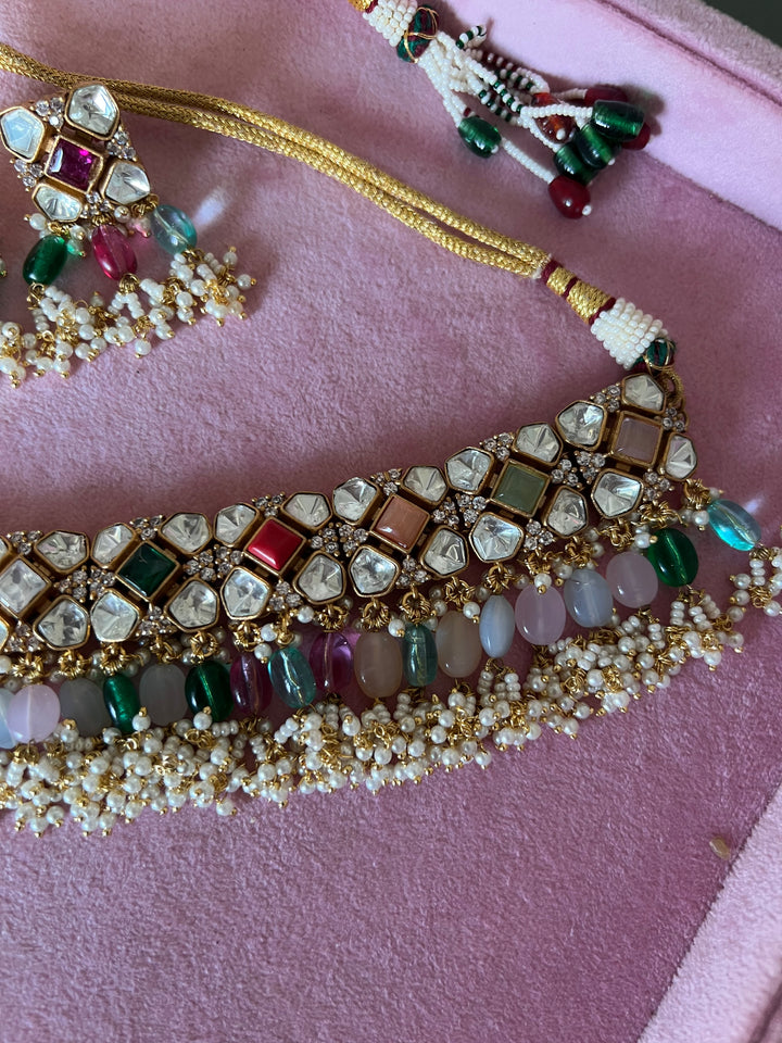 Scintillating Bridal Kundan Choker with Earrings