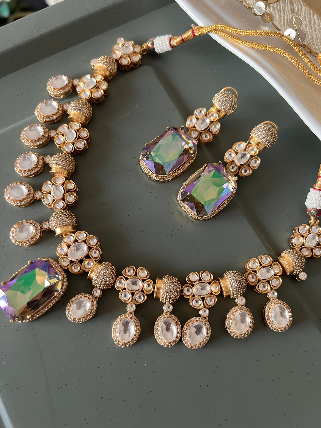 Elegant Kundan Crystal Necklace Set - Unmatched Quality and Style