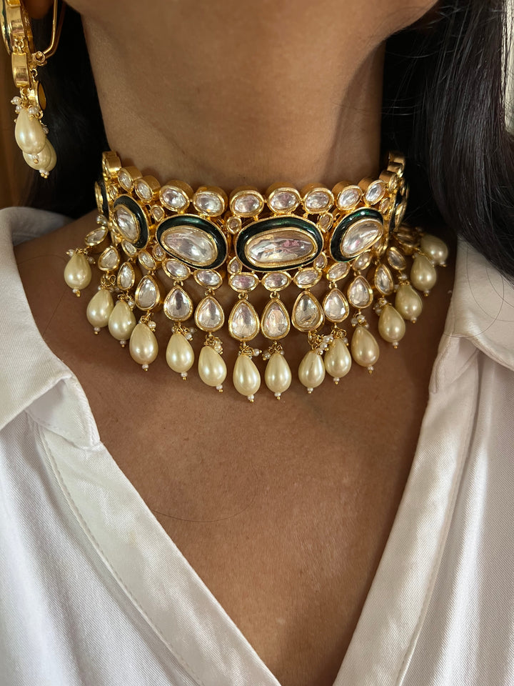 Beautiful Pearls and Kundan Choker with Earrings