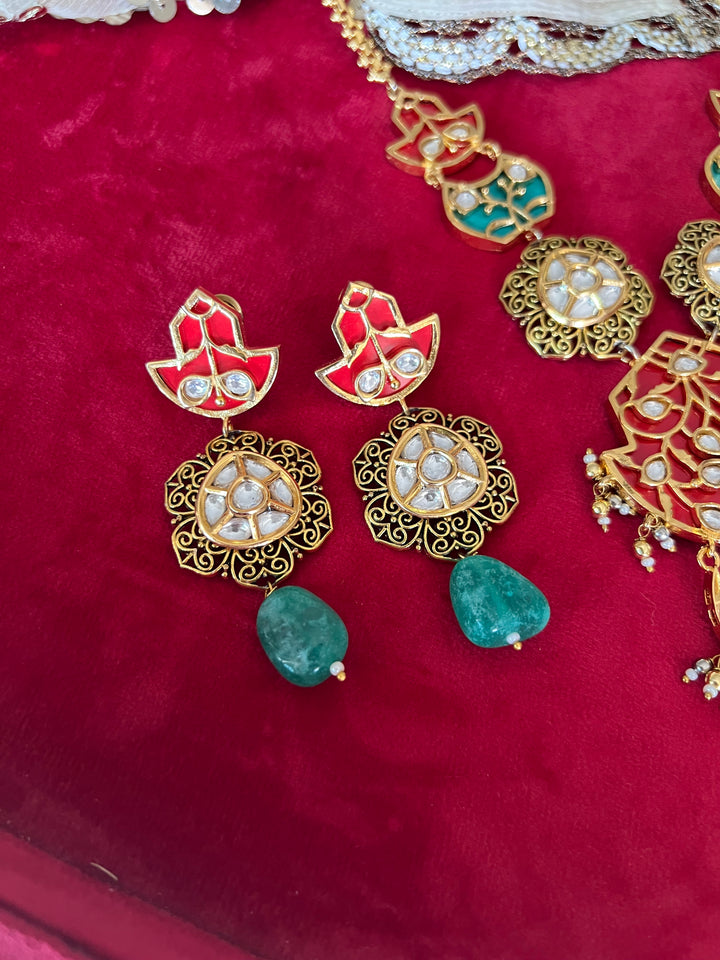 Exquisite Amrapali Fusion Pendant Necklace - Elevate Your Elegance