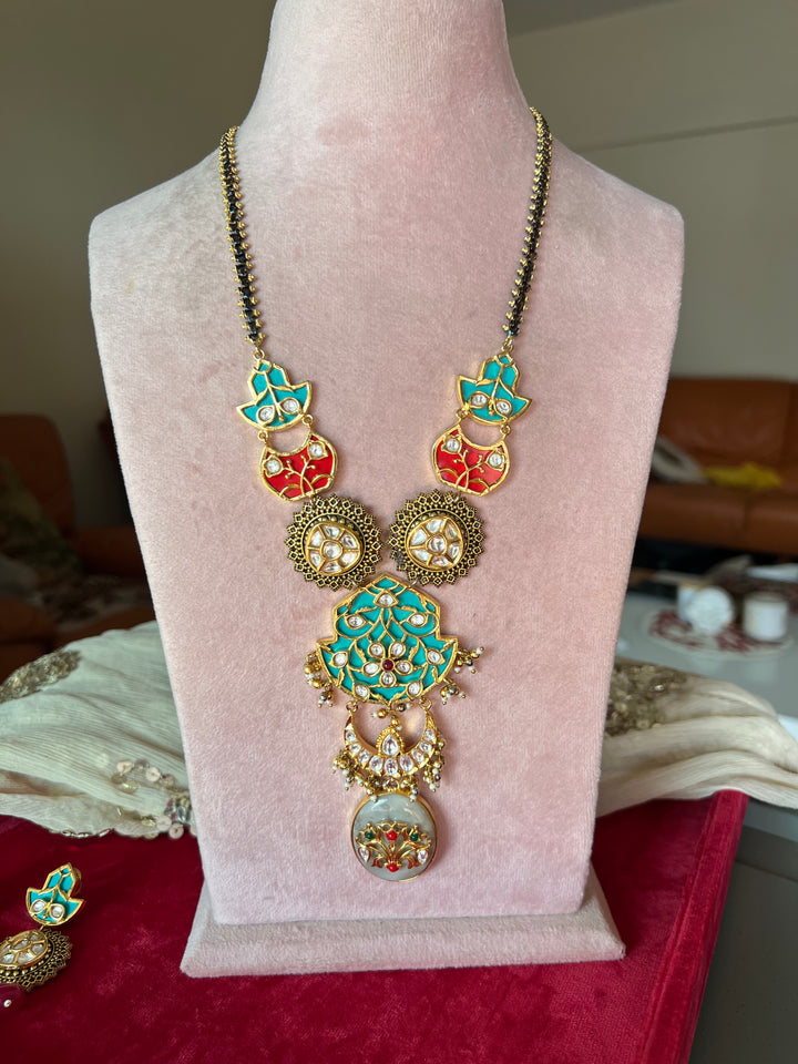 Exquisite Amrapali Fusion Pendant Necklace - Elevate Your Elegance