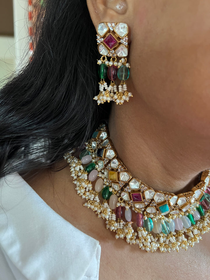 Scintillating Bridal Kundan Choker with Earrings